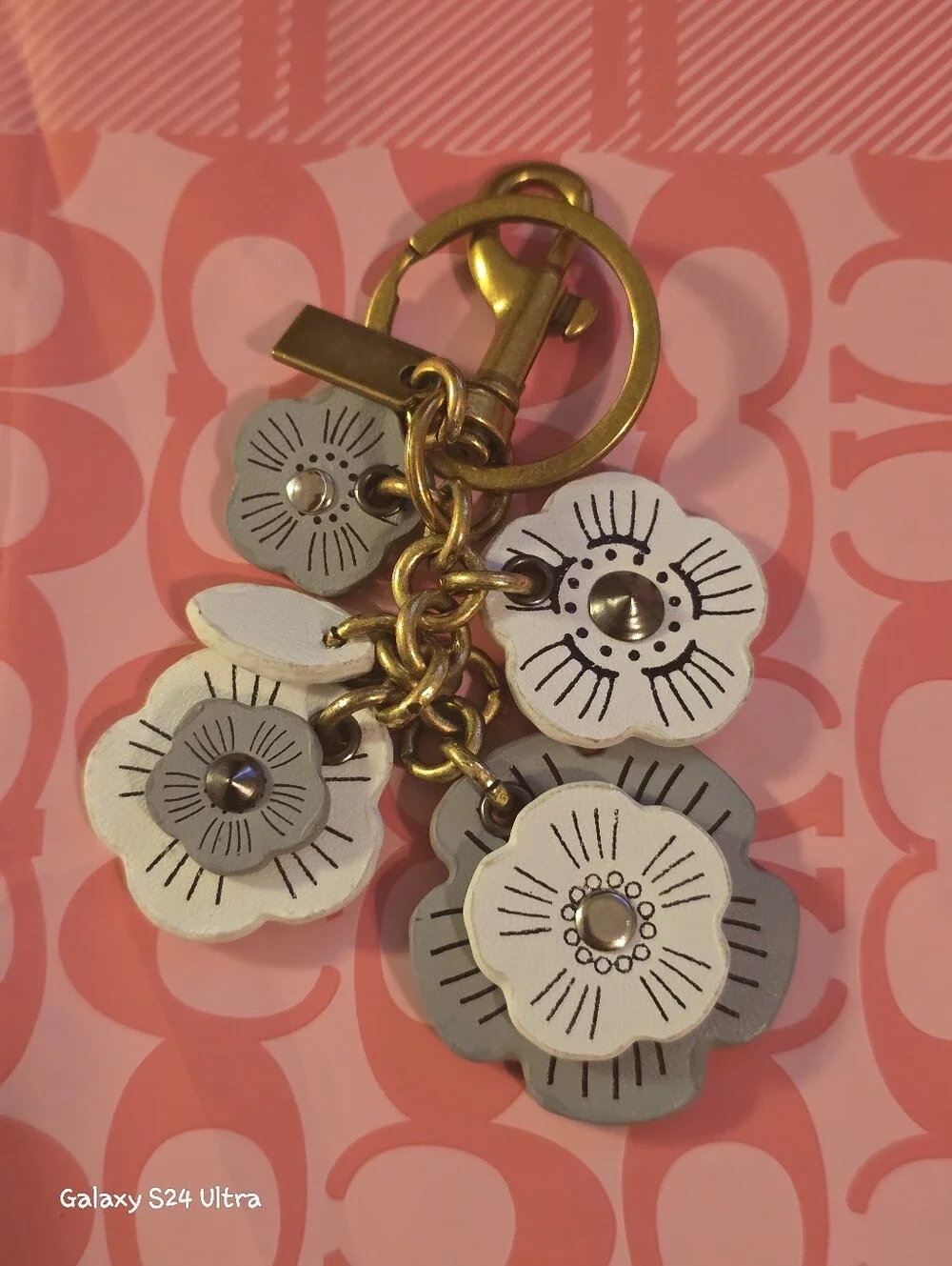 Flower Bag Charm/ Keychain NEW